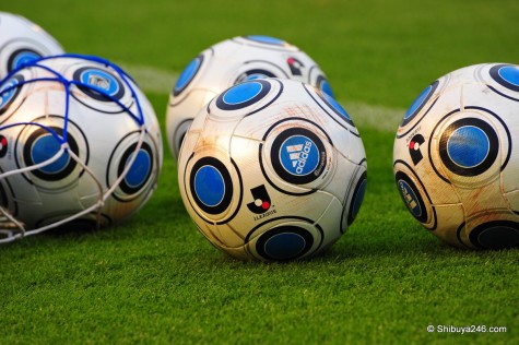 Lambert soccer kicks grass once more with recent award
