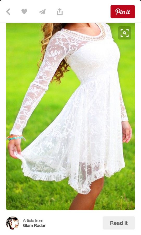 Why are Graduation Dresses White? The Intriguing Backstory DIGIBUDDHA –  Digibuddha