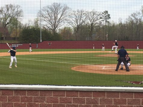 Lambert splits baseball games with West Forsyth