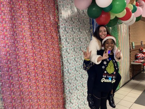 The Class Cabinet Holiday Extravaganza