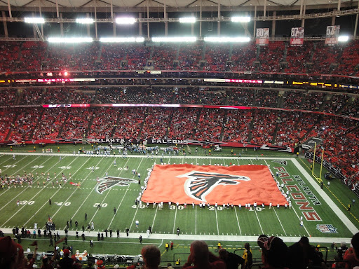 An Atlanta Falcons game at the Georgia Dome, May 16, 2012.  The Falcons won their 4th game last Sunday, securing their win-loss record of 4-4.  (@travelhyper)
