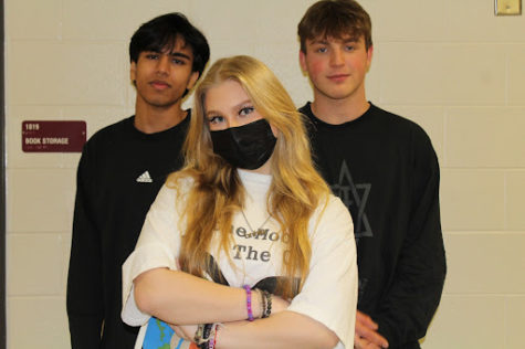 Photo of Yuliya Busumatrava (center) Joey Hassett (right), and Shaan Rama (left). 
Three Lambert students who are passionate about music. 
Taken by Taylor Petrofski December 7th, 2021.