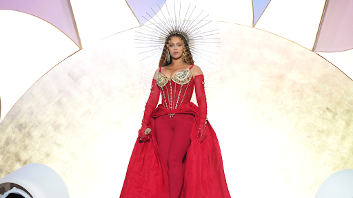 Beyonce performing on the stage in Dubai. (Kevin Mazur/Getty Images)