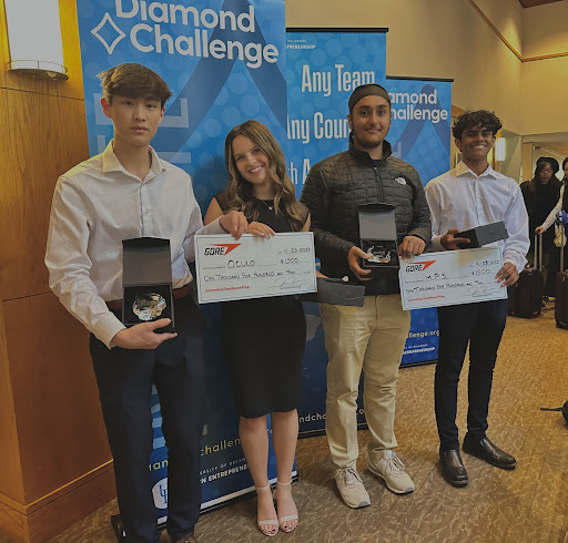 Taylor Petrofski, Justin Wang, Mannan Singh, and Nithin Reddy with their topical awards at The Diamond Challenge, courtesy of Taylor Petrofski 
