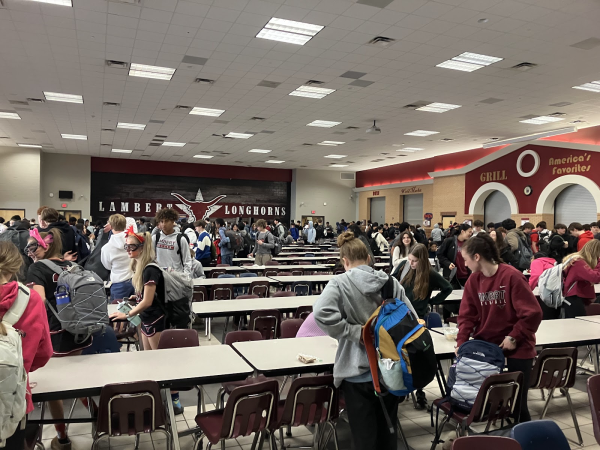 Students in the cafeteria. Taken by Benjamin Weiss on February 6, 2024.