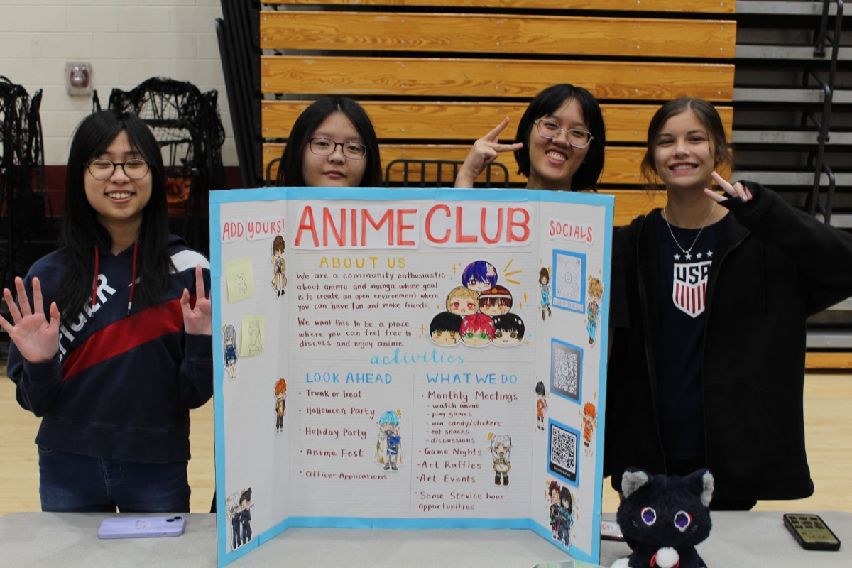 Lambert Anime Club at Lambert's Club Rush event (The Lambert Post/Josh Mui)