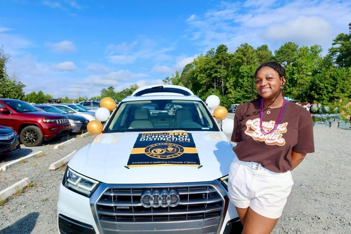 Ehi Oche at the Homecoming Parade (Ehi Oche).