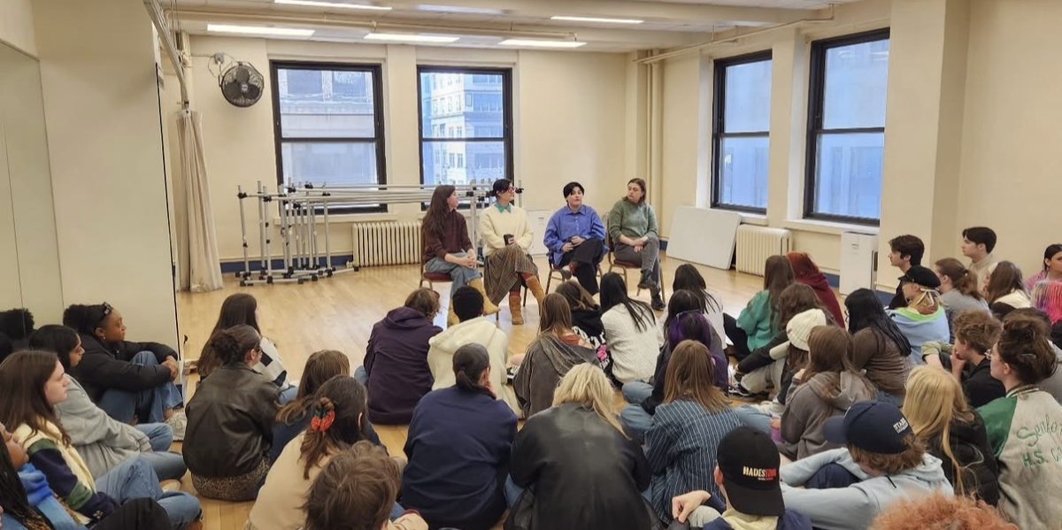 Lambert Alumni meeting with Lambert’s Performing Arts students (@lambertchorus).
